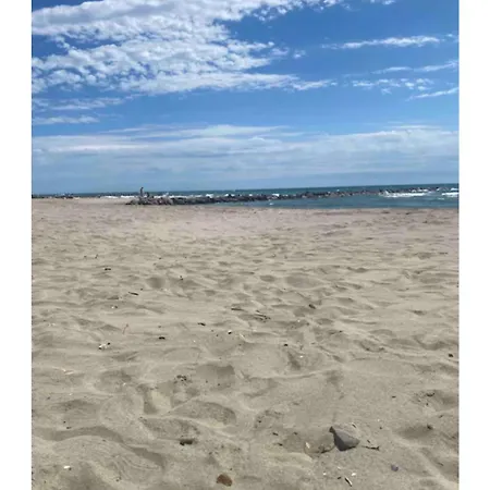 La Magnanerie D *
